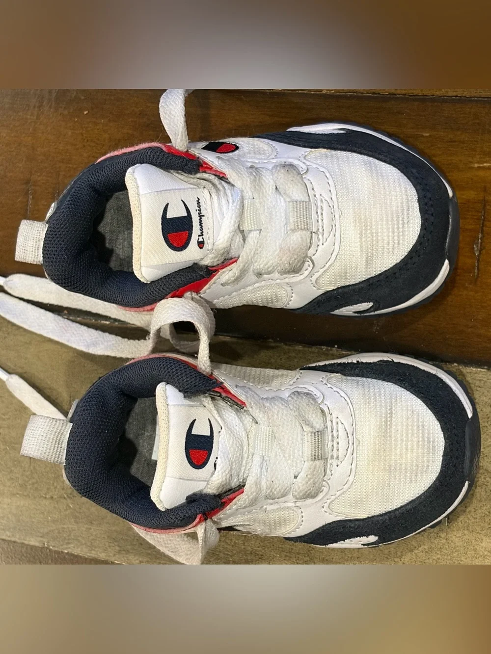 Champion Retro Shoes White/Blue/Red Shoes Sz 5T